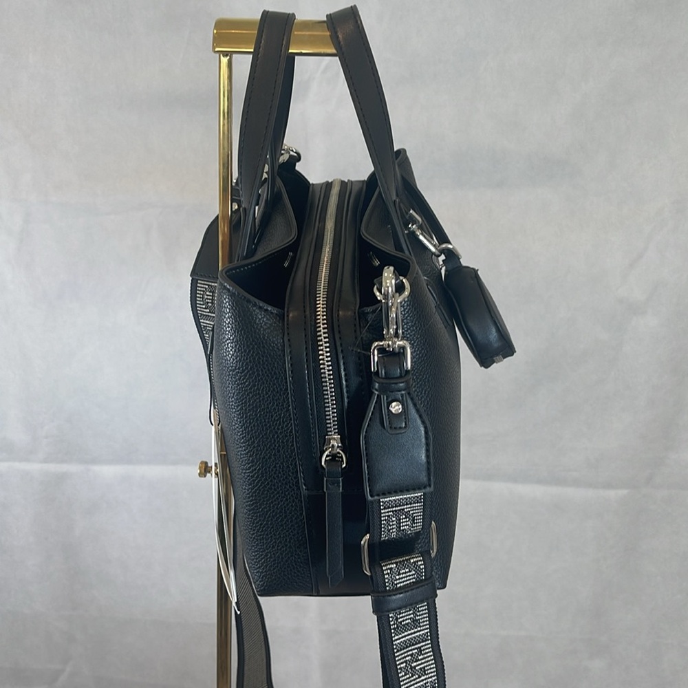 Calvin Klein , NWT , Black color, Shoulder bag . - Picture 5 of 15